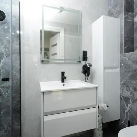 דירה Prestige 2 *